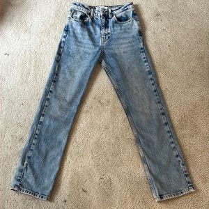 Zara Staright Leg Jeans